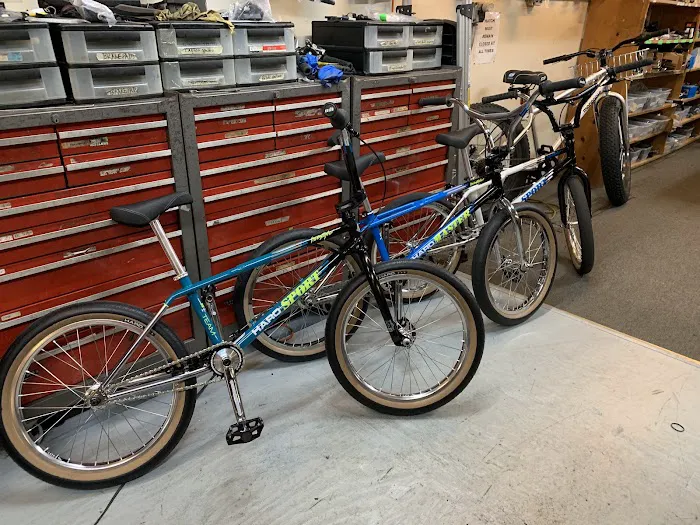 ADT Bike & Skate Shop (Arc De Triomphe Inc) Picture 1
