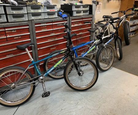 ADT Bike & Skate Shop (Arc De Triomphe Inc)