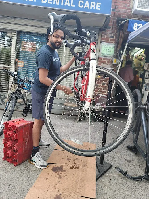 Gray's Bicycles & Accessories Picture 3