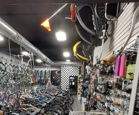 Local Cycles