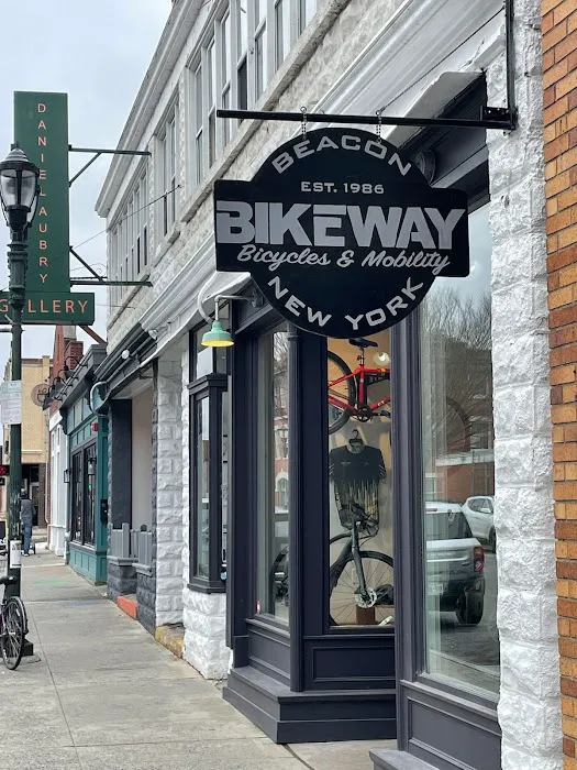 Bikeway Bicycles & Mobility Picture 1