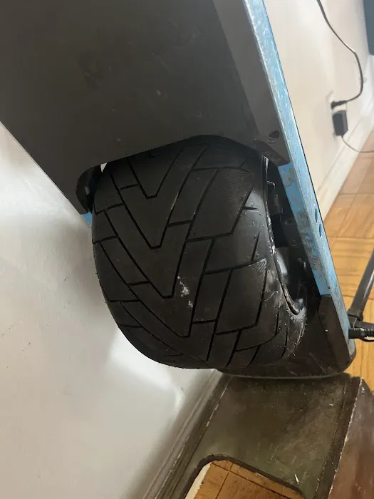 DMNY Onewheel Shop Picture 1