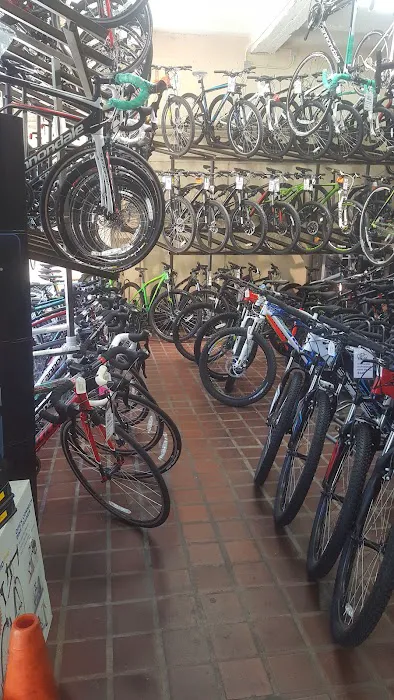 Tread Bike Shop Picture 6