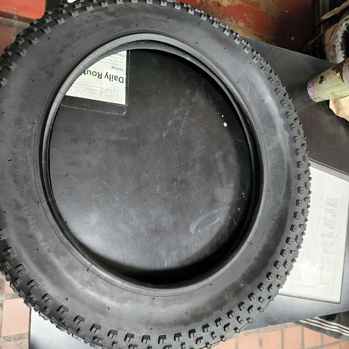 Tread Bike Shop Picture 8