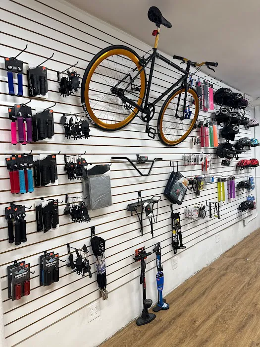 The J’s Bike Shop Picture 6