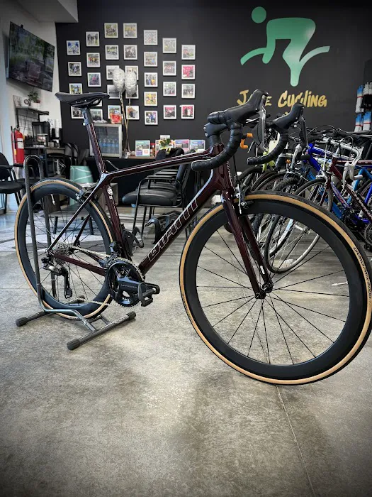 Jafe Cycling Bike Shop Picture 1