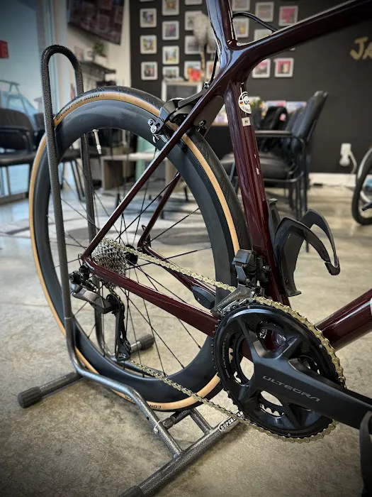 Jafe Cycling Bike Shop Picture 3