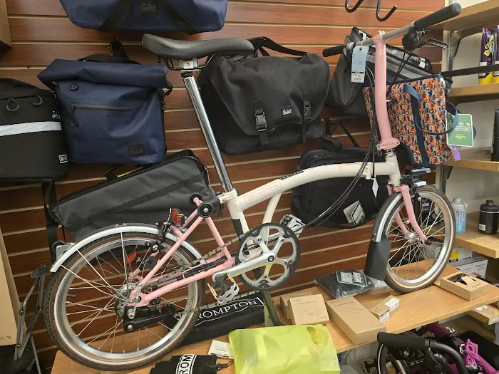 BicycleSPACE - Ivy City Picture 3