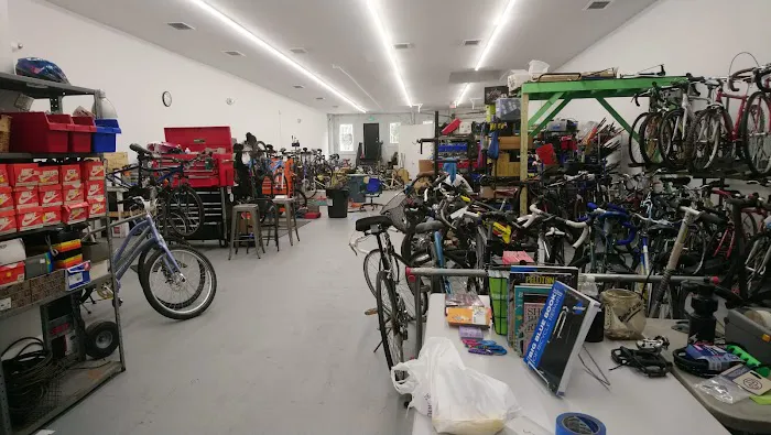 Gearin' Up Bicycles Picture 1