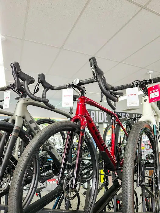 Trek Bicycle Fairfax Picture 5