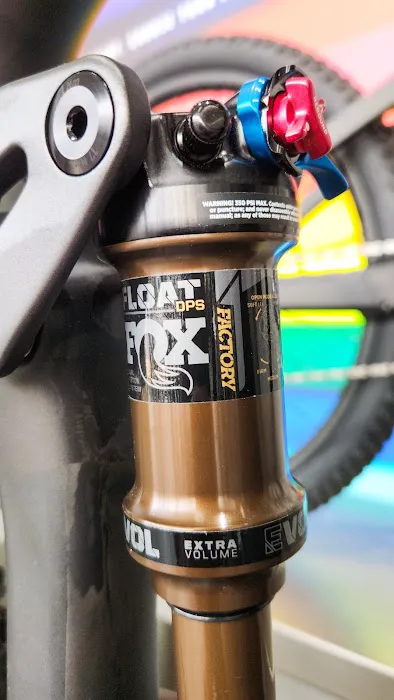 Trek Bicycle Fairfax Picture 1