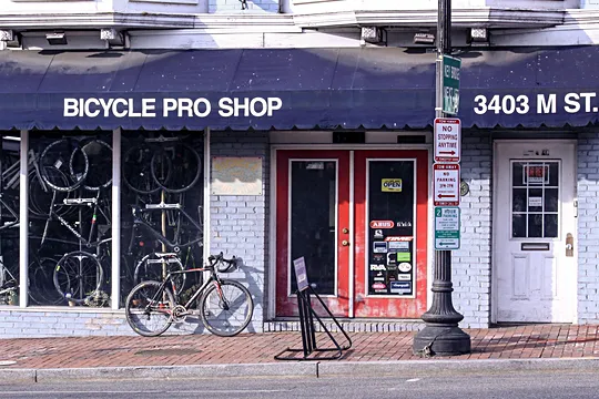 Bicycle Pro Shop Picture 9
