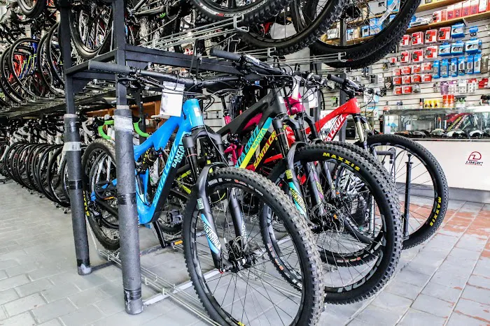 Bicycle Pro Shop Picture 3