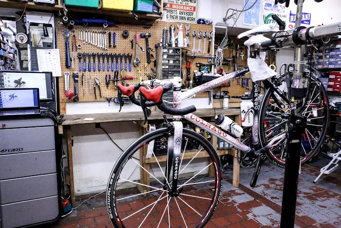 Bicycle Pro Shop Picture 2