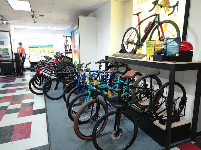 Trek Bicycle Washington D.C. Georgetown Picture 4