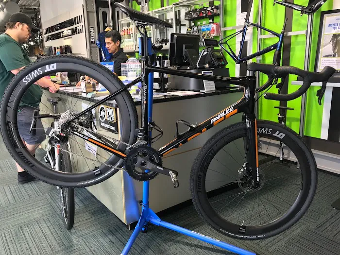 Trek Bicycle Arlington Ballston Picture 5