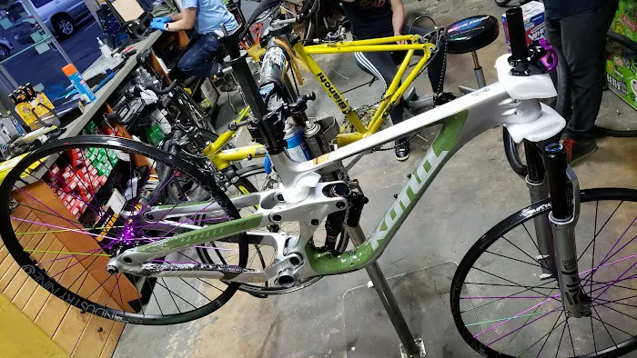 Bikenetic Full Service Bicycle Shop Picture 4