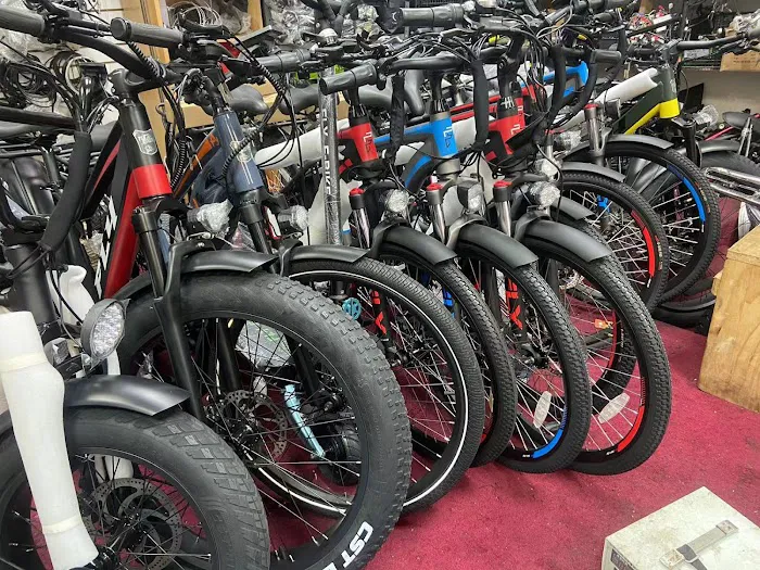 Fly E-Bike Melrose Ave Bronx Picture 2