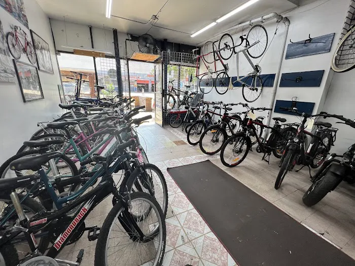 Heavy Metal Bike Shop Picture 8