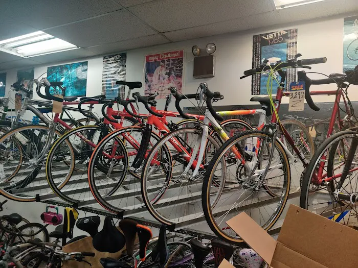 Hempstead Village Bike Shop Picture 3
