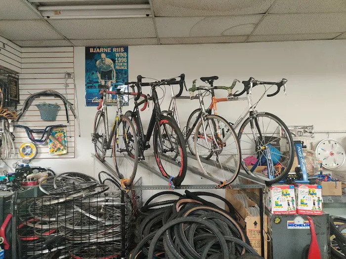 Hempstead Village Bike Shop Picture 10