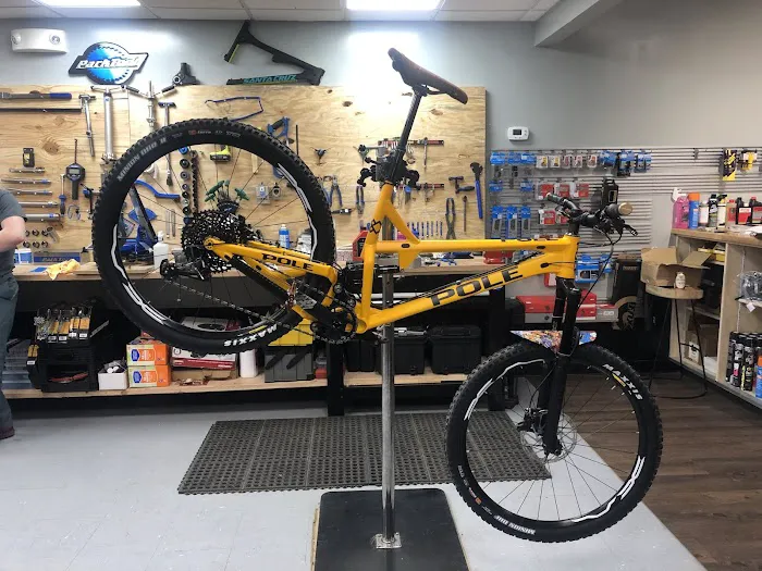 Bicycle Pro Shop Picture 7