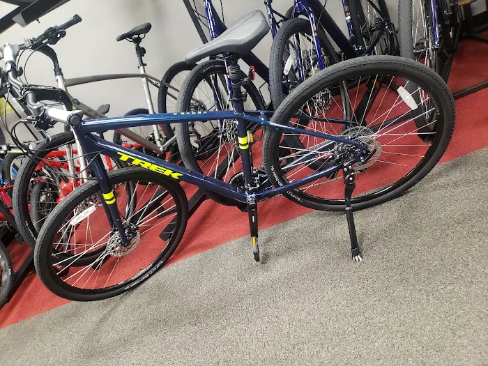 Trek Bicycle Springfield Picture 3