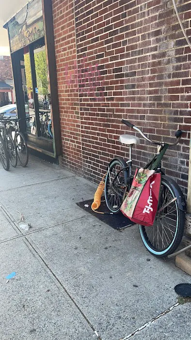 Bike Stop Astoria Picture 4