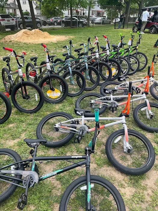 Bill’s Cyclery Bike Shop Picture 2