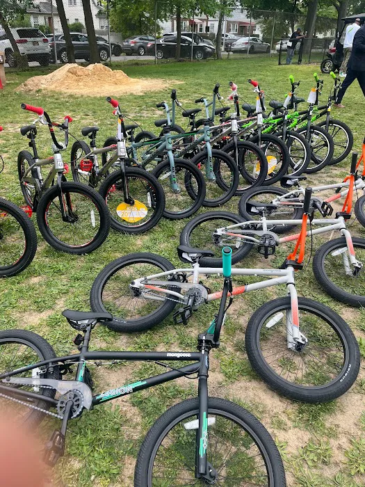 Bill’s Cyclery Bike Shop Picture 5