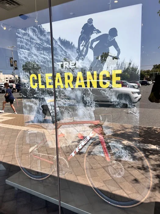 Trek Bicycle Plainview Picture 4
