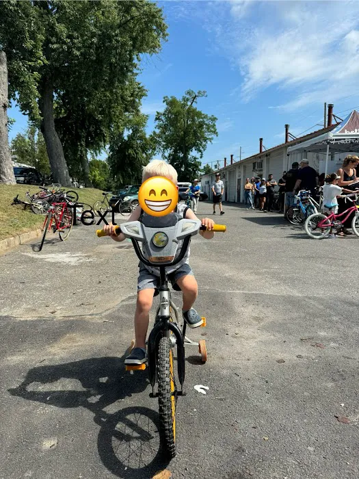 Long Island Bicycle CoOp Picture 3