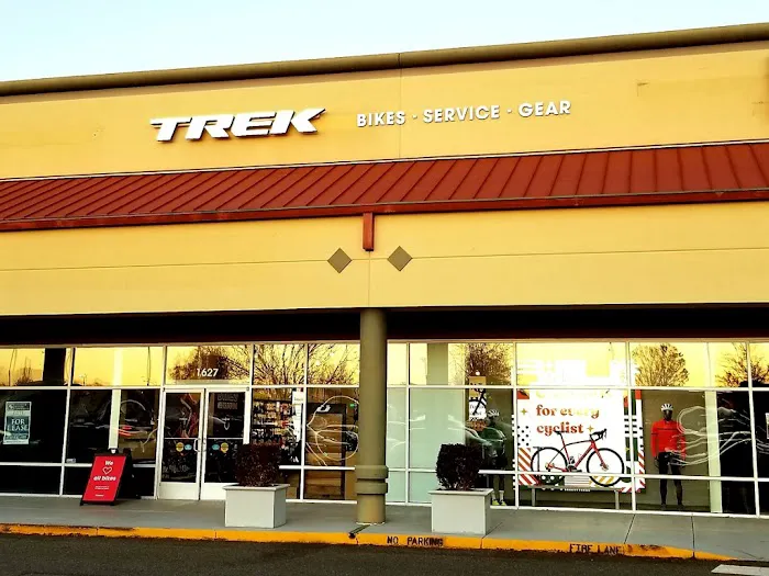 Trek Bicycle Fredericksburg Picture 6