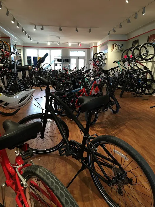 Downtube Bicycle Works & Cafe Picture 9