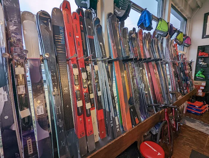 Competitive Edge Ski & Bike Picture 1