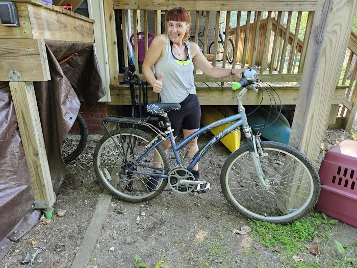 Full Circle Bike Shop Picture 8
