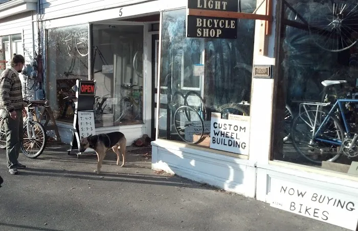Green Light Bicycle Shop Picture 2