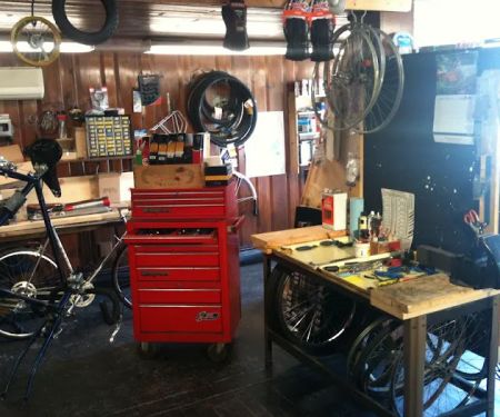 Green Light Bicycle Shop