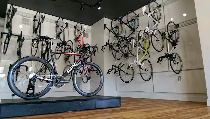 Apex Velo-An appointment-suggested bicycle sales, fit and service studio Picture 4