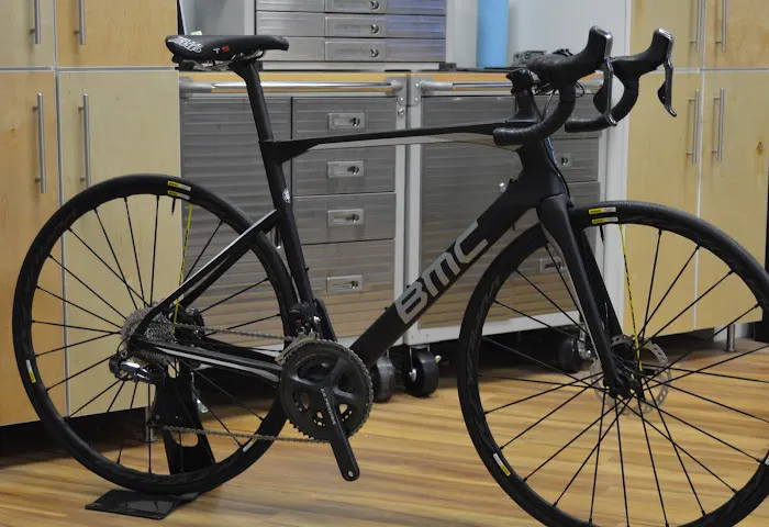 Apex Velo-An appointment-suggested bicycle sales, fit and service studio Picture 7