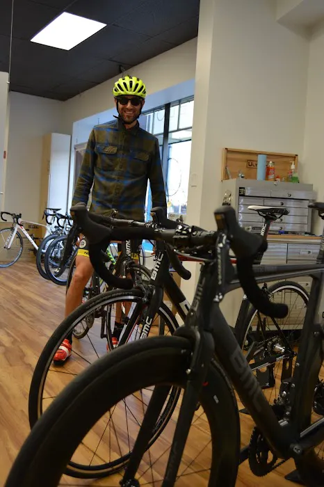 Apex Velo-An appointment-suggested bicycle sales, fit and service studio Picture 8