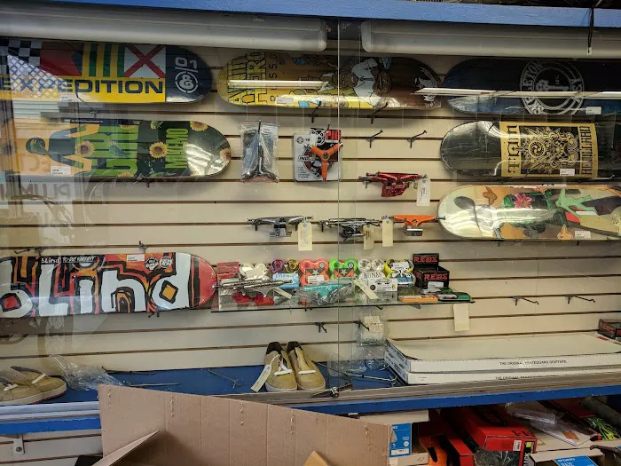 O'Neil's Bicycle Shop Picture 1