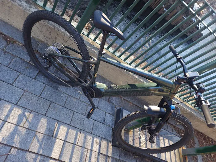 Sirois Bicycle Shop Picture 7