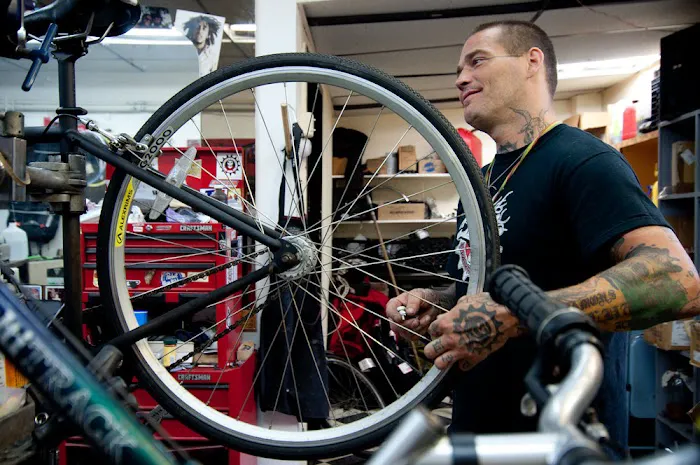 Revolution Bicycle Repair Picture 5