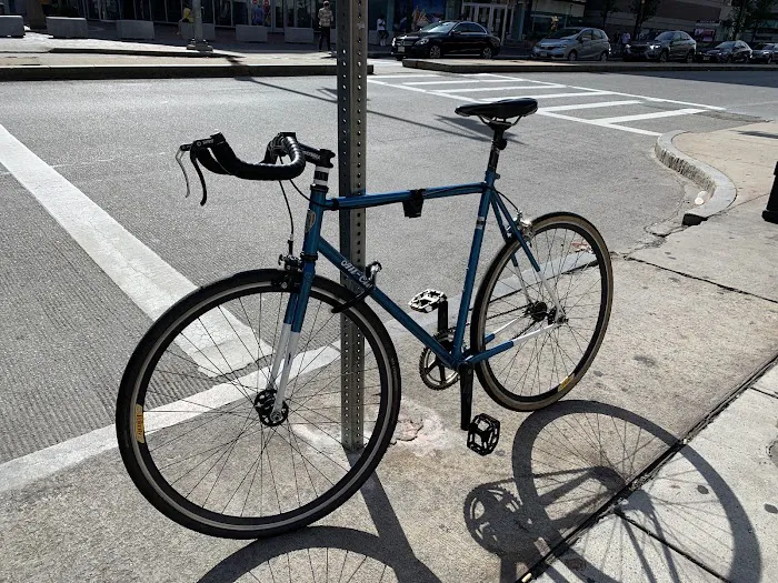 Revolution Bicycle Repair Picture 9