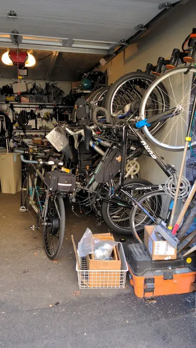 Bostonebikes - Sales & Service - Maintenance for all types of bikes **NO SCOOTER REPAIR** - 10AM - 6PM - EVERYDAY!!! Picture 10