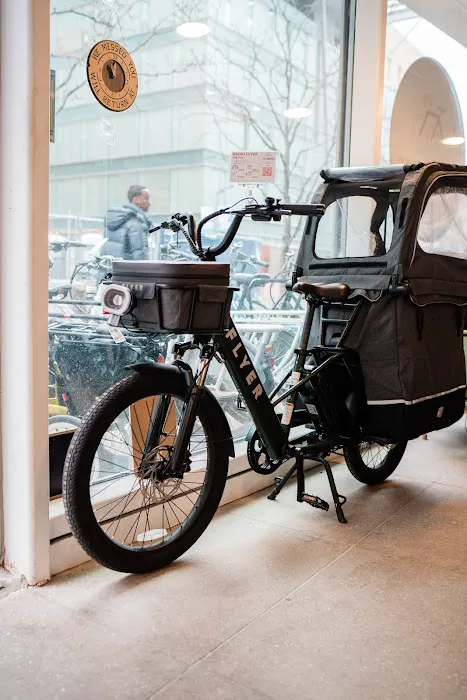 Casa Bikes @ AMPED! *E-Bikes, Cargo Bikes, and Bike Repair* Picture 5