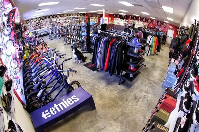 Maul's Bike Shop Picture 1