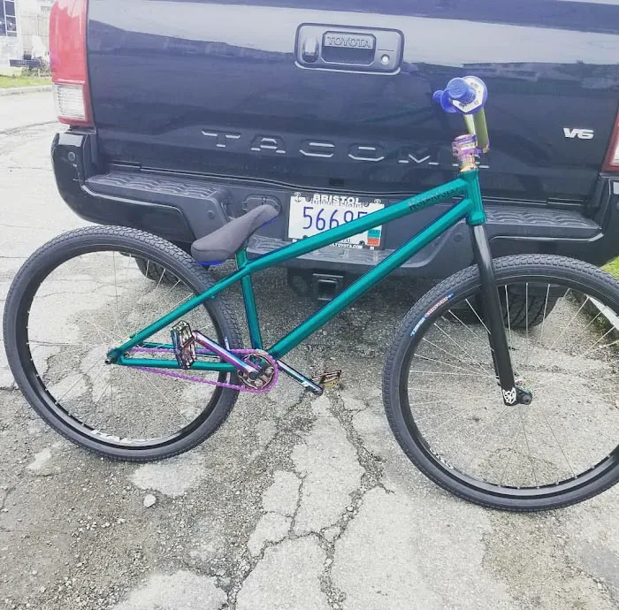 Maul's Bike Shop Picture 5