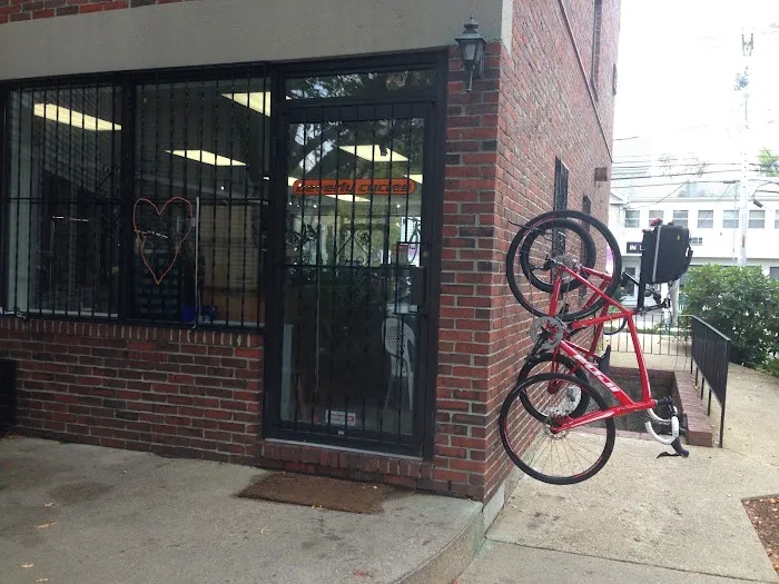 Beverly Bikes Picture 3
